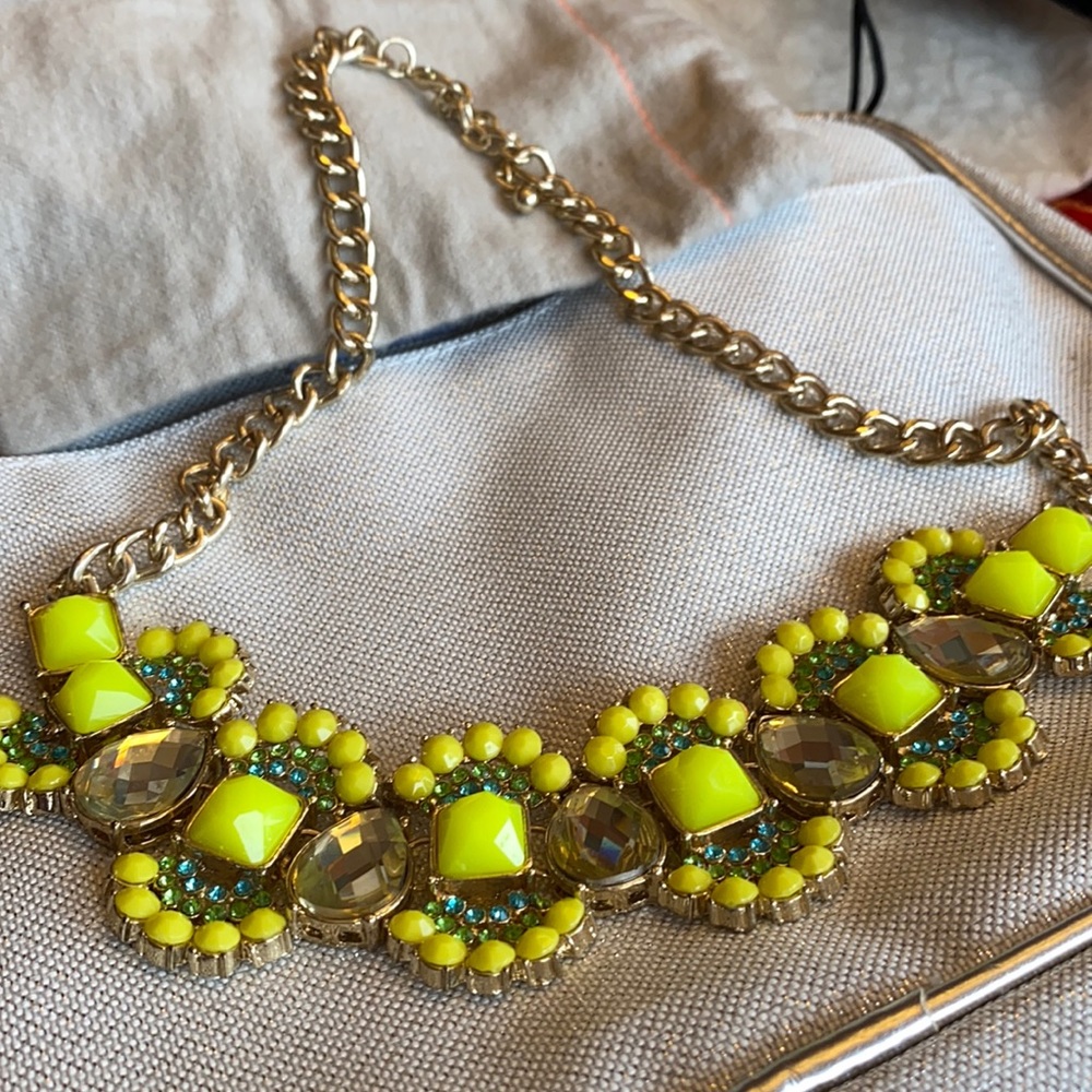 Lemon-lime Rhinestone Necklace in Goldtone
